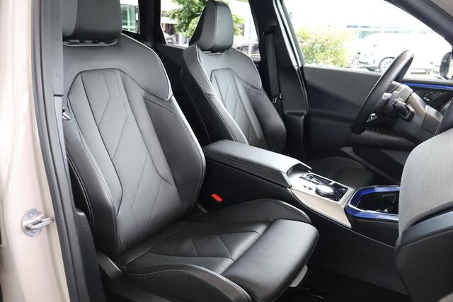 BMW X3 20 xDrive | M Sport | Trekhaak | Panoramadak | Harman Kardon