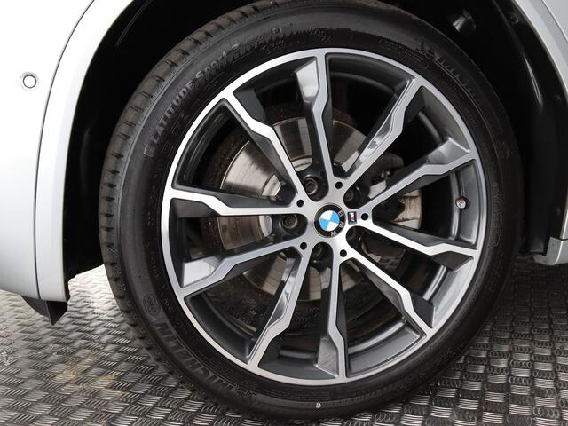 BMW X3 xDrive20i High Executive (NL-Auto / Pano / Elek. trekhaak / HUD / 20'')