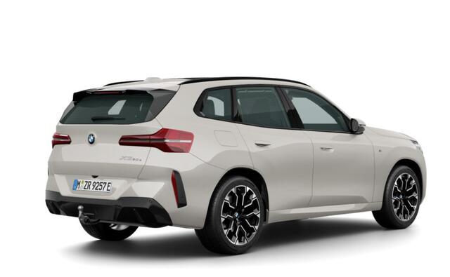 BMW X3 30e xDrive | M Sportpakket Pro | Professional Pack | Comfort Pack | Premium Pack | Glazen panoramadak | Elektrische trekhaak |