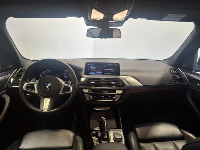 BMW X3 xDrive30e High Executive | M-sport | Navigatie/Apple Carplay | LM Velgen 18" | Voorstoelen Verwarmd | Lederen Bekleding | Cruise Control | Elektrisch Glazen Panoramadak | | Active Guard | Airco |