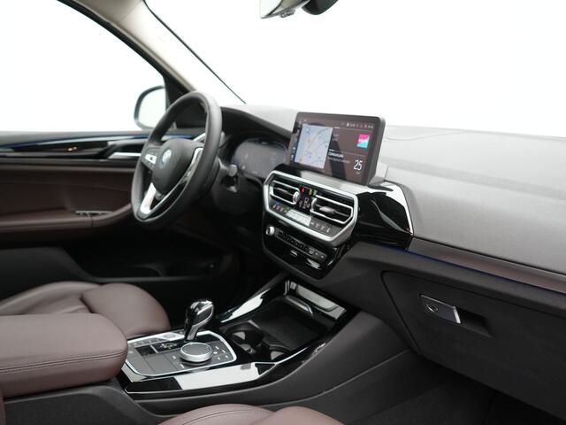 BMW X3 xDrive30e High Executive SOH 92.3% 293pk Dealer O.H | Trekhaak Af Fabriek | Panodak | Head Up | 360 Camera | Laser LED | Hifi Audio | Lederen Sportstoelen Memory & Ventilatie | Keyless | Apple Carplay | Stuur & Stoelen Verwarmd | Cruise Control | Navigati