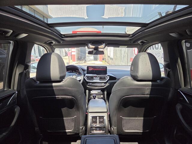 BMW X3 xDrive30e 19"/Trekhaak/Leder + memory/Adaptieve cruise/Keyless/Dodehoek/Head-up/360 camera/HiFi/LED/Sfeerverlichting