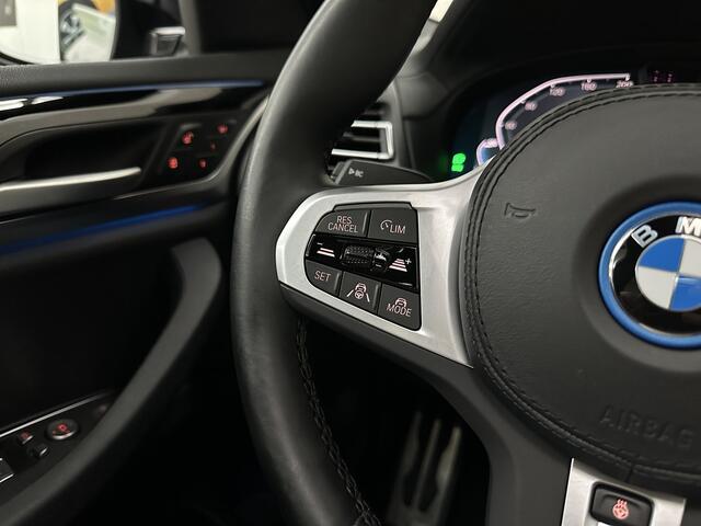 BMW X3 iX3 M-Sport | Sophisto Grey! | Panorama | ACC | Leder | Memory | El. Trekhaak 97.6% SOH | Sfeerverlichting | 3-Zone Clima | Carplay | LED | Btw auto, 35400,= ex. | Rijklaar incl. Bovag garantie!