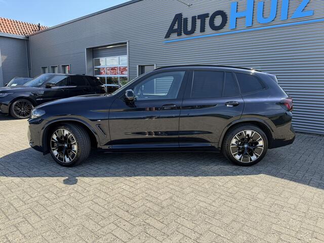 BMW X3 iX3 High Executive 80 kWh M Sport Panoramadak 20 Inch Harman-Kardon Trekhaak Leder Carplay 360 Camera Head-Up Display