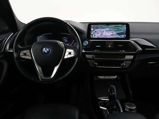 BMW X3 iX3 HIGH EXECUTIVE 80 kWh + TREKHAAK | PANORAMA | 360 CAMERA | ADAPTIVE CRUISE | SFEERVERLICHTING