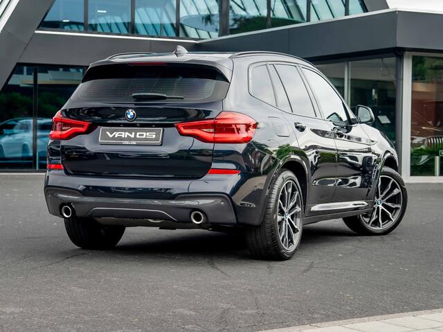 BMW X3 xDrive 20I M-Pakket | Pano | Trekhaak | Leer | Shadow Line