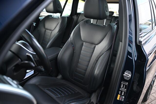 BMW X3 xDrive30e High Executive M Sport Automaat / Panoramadak / Sportstoelen / Achteruitrijcamera / Laserlight / Stoelverwarming