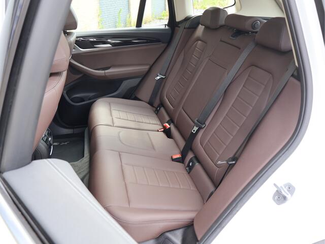 BMW X3 iX3 Executive 80 kWh Pano | Driving Assistant Pro | Leder | Trekhaak | ACC
