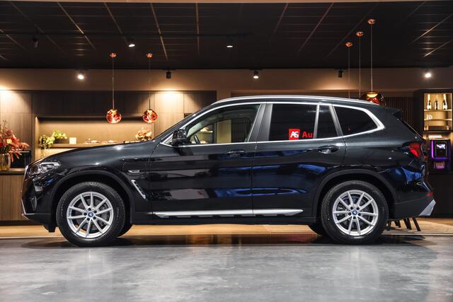 BMW X3 xDrive30e Edition Sport int, Leder, 360 Cam, Bmw Prof. Live Dash, Keyless, Hifi Actief, Park+ Pakket, Camera, Spiegel Pakket, Surround View, DAB, Alarm, Stoelverwarming, Lmv. 18''
