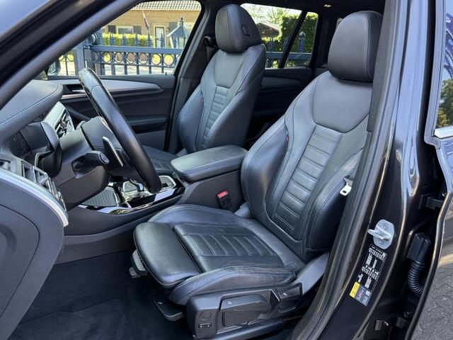 BMW X3 xDrive30e M SPORT | SPORTREMMEN ROOD | PANORAMA | TREKHAAK | ADAPTIEF ONDERSTEL | CAMERA | KEYLESS |