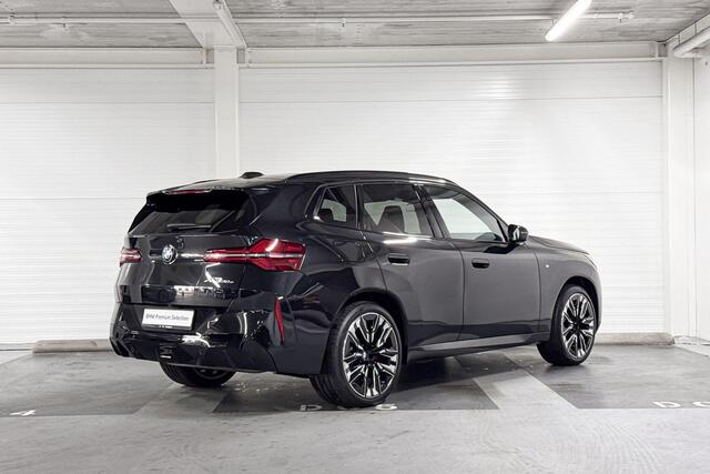 BMW X3 30e xDrive M-Sport Pro | Innovation Pack | Premium Pack | Harman/Kardon | Comfort Access | Panoramadak | Trekhaak | Stoelverwarming