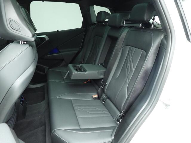 BMW X3 30e xDrive | M-Sportpakket | LED | Leder | Navigatie | Schuifdak | Sportstoelen | Stoelverwarming | DAB | Alu 20 inch