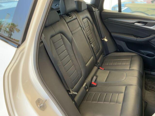 BMW X3 iX3 High Executive 80 kWh | M Pakket | Panoramadak | 360 graden camera | Sportstoelen | Harman/kardon | Keyless entry | Elektrische achterklep | Stoelverwarming | Head Up Display