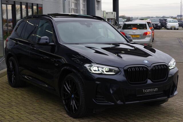 BMW X3 xDrive30e High Executive M-Sport 293 PK PHEV, Panoramadak, Memory, Camera