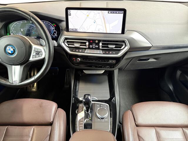 BMW X3 xDrive30e I M-Sport I Camera I CarPlay I Leder I Stoelverwarming I