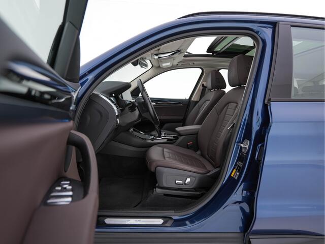 BMW X3 iX3 Executive 80 kWh [3-Fase-11kW ] {SoH-98%} (INCL-BTW) Aut. *PANO | LEATHER | ADAPTIVE-CRUISE | FULL-LED | MEMORY-PACK | BLIND-SPOT | DIGI-COCKPIT | HEATED-COMFORTSEATS | KEYLESS | CAMERA | DAB+ | 19''ALU*