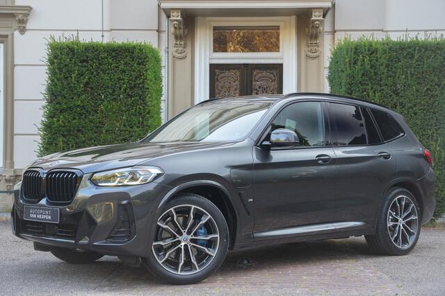 BMW X3 xDrive30e High Executive TREKHAAK | ADAPTIVE | KEYLESS | HUD | LASER | CAMERA