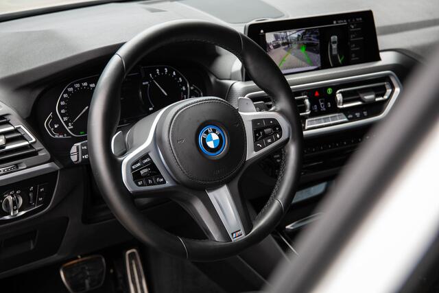 BMW X3 xDrive30e High Executive , M-Sport, Pano, Leder, Shadow Line