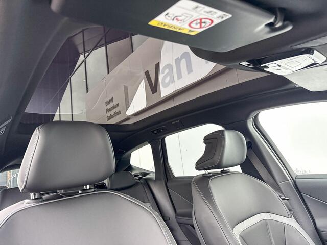 BMW X3 iX3 50 xDrive | 113 kWh | Panoramadak | Harman Kardon | Innovation Pack | M Sport
