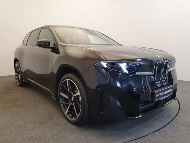 BMW X3 iX3 50 xDrive 113 kWh M sportpakket pro, Wegklapbare trekhaak, Panoramadak