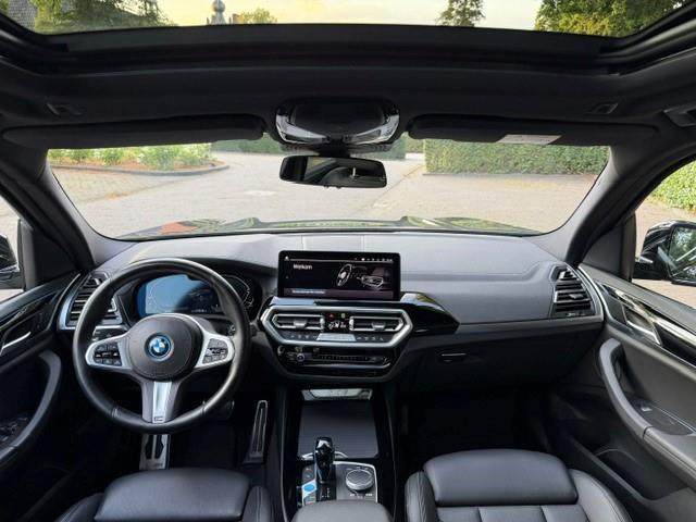 BMW X3 IX3 Executive 80kWh M-sport SOH 99%/Trekhaak/Pano/Led/Acarplay/Camera