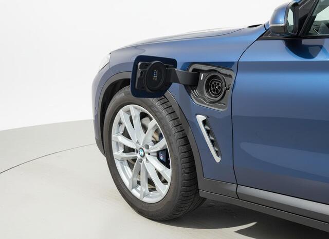 BMW X3 xDrive30e eDrive Edition
