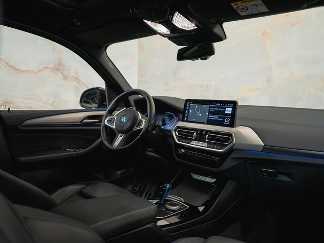 BMW X3 iX3 High Executive M Sport NL-auto, pano, 20", tr.haak, H/K, HUD, adap-LED, keyless, leder, privacy