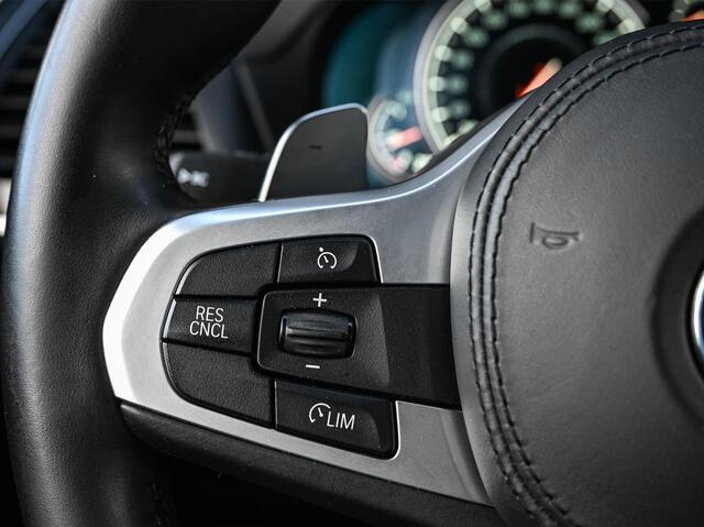 BMW X3 sDrive20i High Executive Panoramadak | HiFi | Achteruitrijcamera | Leder | Stoelverwarming