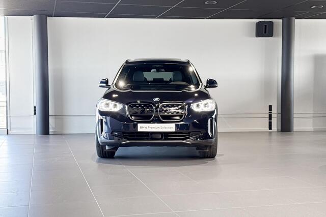 BMW X3 iX3 Executive 80 kWh | Stoelverwarming | Achteruitrijcamera | Shadow Line |