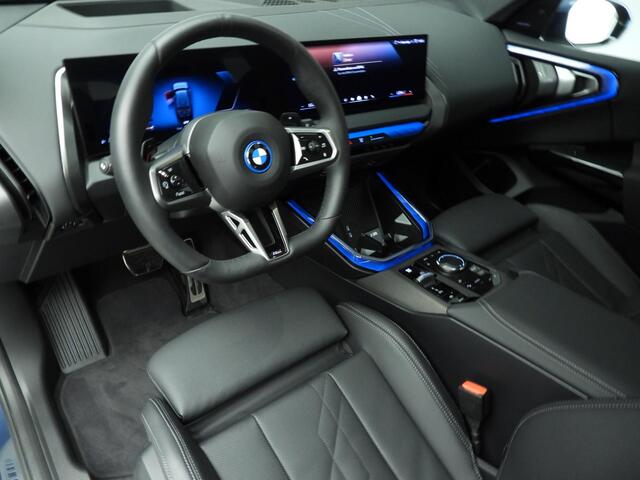 BMW X3 30e xDrive | M-Sportpakket | LED | Leder | HUD | Active cruise | Trekhaak | Panoramadak | Sportstoelen | Elektr. zetels | DAB | Harman-kardon sound | Alu 20 inch