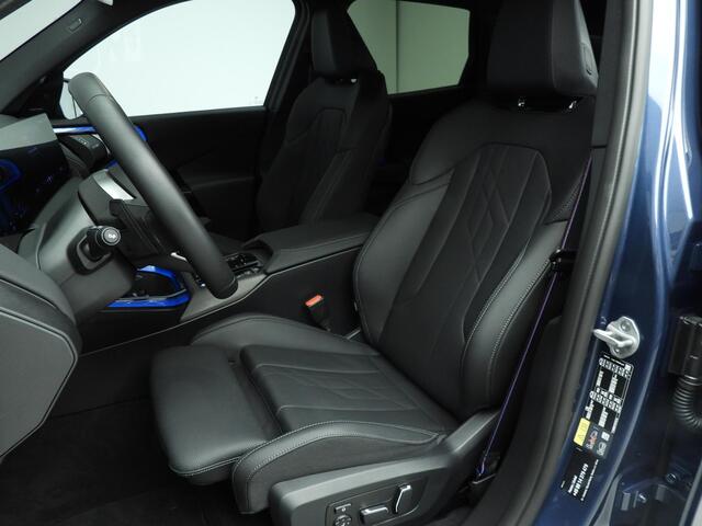 BMW X3 30e xDrive | M-Sportpakket | LED | Leder | HUD | Active cruise | Trekhaak | Panoramadak | Sportstoelen | Elektr. zetels | DAB | Harman-kardon sound | Alu 20 inch