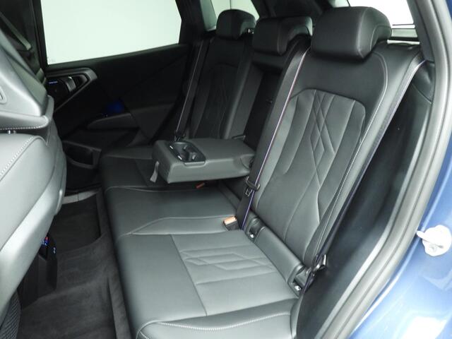 BMW X3 30e xDrive | M-Sportpakket | LED | Leder | HUD | Active cruise | Trekhaak | Panoramadak | Sportstoelen | Elektr. zetels | DAB | Harman-kardon sound | Alu 20 inch