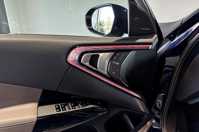 BMW X3 30e xDrive | M Sport | Glazen Panoramadak | Harman Kardon | Stoelverwarming | Trekhaak | Huisselectie