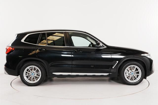 BMW X3 xDrive30e | 360° Camera | Cruise adaptief | Sportstoelen |