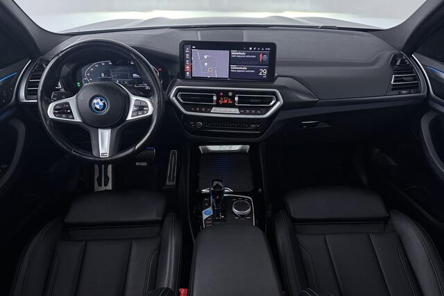 BMW X3 iX3 Executive 80 kWh SOH 100% (PANORAMADAK, CAMERA, SFEERVERLICHTING, STOELVERWARMING, ELEKTR