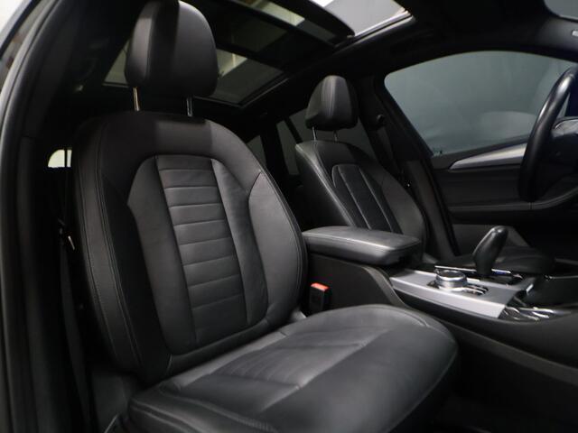 BMW X3 xDrive30e High Executive [SCHUIFKANTELDAK, APPLE CARPLAY, ANDROID, STOELVERWARMING, VOL LEDER, ELEKTRISCHE ACHTERKLEP, PDC V+A, CRUISE CONTROL, GROOT NAVIGATIE, 3-ZONE CLIMATE, DIGITAL DASH, NIEUWSTAAT]