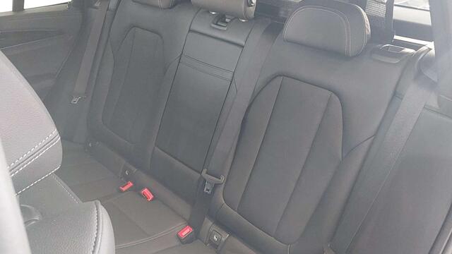 BMW X3 iX3 Executive 80 kWh M-Sport | Driving Assistant Professional | Camera | Stoelverwarming | Privacy Glass |