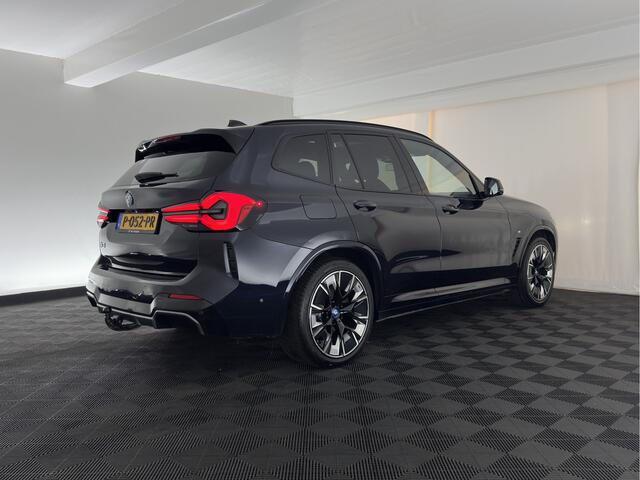 BMW X3 iX3 High Executive 80 kWh [3-Fase-11kW] {Soh-100%} (INCL-BTW) Aut. *PANO | LEATHER | ADAPTIVE-CRUISE | FULL-LED | HARMAN/KARDON | BLIND-SPOT | DIGI-COCKPIT | HEATED-COMFORTSEATS | CAMERA | DAB+ | NAVI-FULLMAP | TOWABAR | 20''ALU*