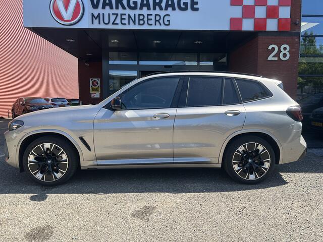 BMW X3 iX3 High Executive 80 kWh M Sport Shadow Line 80 kWh // HUD-DISPLAY // SCHUIF-KANTELDAK // LEDER+ELEK. STOELEN // HARMAN&KARDON AUDIO // ELEK. KLEP// ADAPT. CRUISE // KEYLESS // 360 CAMERA