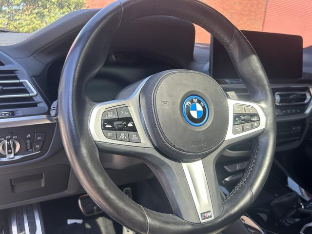 BMW X3 iX3 High Executive 80 kWh M Sport Shadow Line 80 kWh // HUD-DISPLAY // SCHUIF-KANTELDAK // LEDER+ELEK. STOELEN // HARMAN&KARDON AUDIO // ELEK. KLEP// ADAPT. CRUISE // KEYLESS // 360 CAMERA