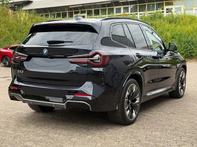 BMW X3 iX3 M-SPORT 80 kWh (210kW/286pk) ** LASER, LEDER, PANO, TREKH, VERW. STUUR, 20-inch LMV ** 1e EIG - UNFALLFREI ** ** INFORMEER OOK NAAR ONZE AANTREKKELIJKE FINANCIAL-LEASE TARIEVEN **