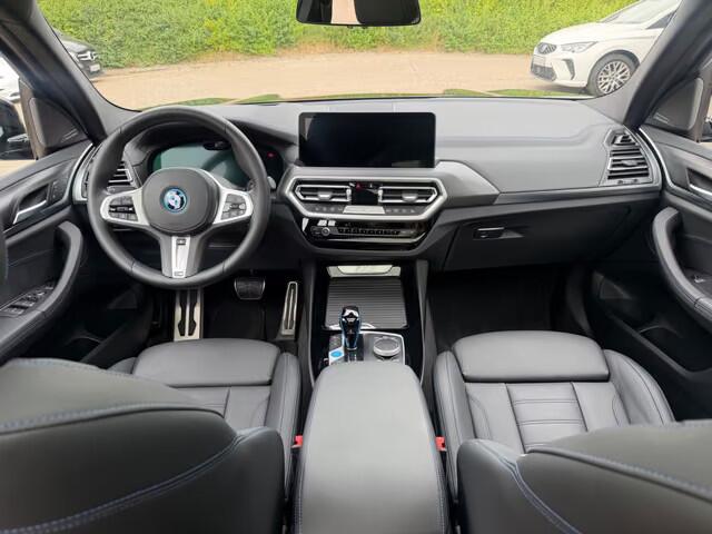 BMW X3 iX3 M-SPORT 80 kWh (210kW/286pk) ** LASER, LEDER, PANO, TREKH, VERW. STUUR, 20-inch LMV ** 1e EIG - UNFALLFREI ** ** INFORMEER OOK NAAR ONZE AANTREKKELIJKE FINANCIAL-LEASE TARIEVEN **