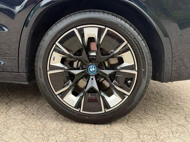 BMW X3 iX3 M-SPORT 80 kWh (210kW/286pk) ** LASER, LEDER, PANO, TREKH, VERW. STUUR, 20-inch LMV ** 1e EIG - UNFALLFREI ** ** INFORMEER OOK NAAR ONZE AANTREKKELIJKE FINANCIAL-LEASE TARIEVEN **