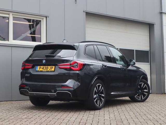 BMW X3 iX3 Executive 80 kWh / Trekhaak / Memory / Pano / M Pakket