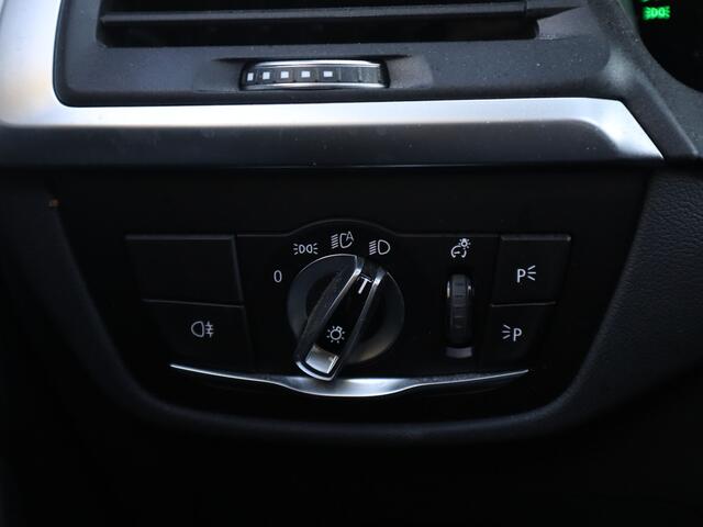 BMW X3 iX3 Executive 80 kWh / Trekhaak / Memory / Pano / M Pakket