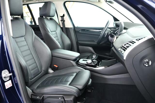 BMW X3 xDrive30e / Opendak / HUD / Leder / CarPlay / Cam