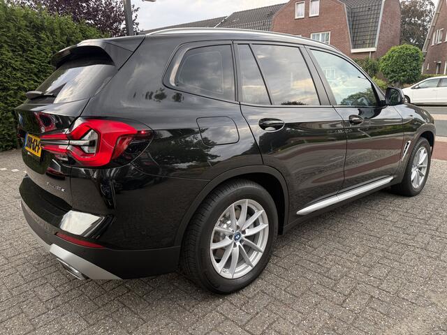 BMW X3 xDrive30e B.E.+ Camera | Sport-pack | Navi & CarPlay