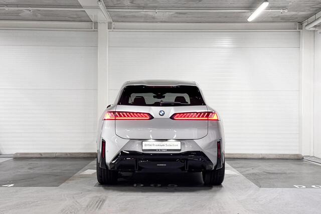 BMW X3 iX3 40 eDrive | M-Sport Pro | Innovation Pack | Driving Assistant Plus | Parking Assistant Plus | Harman/Kardon | Panoramadak | Head-up Display | Huisselectie