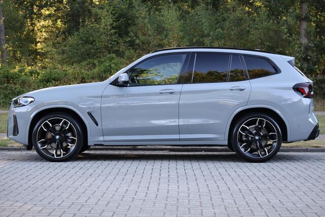BMW X3 xDrive20i M-Sport | Keyless | Camera | Stoelverwarming | Hifi | Ambiance | Sesatec Dashboard | Etc.