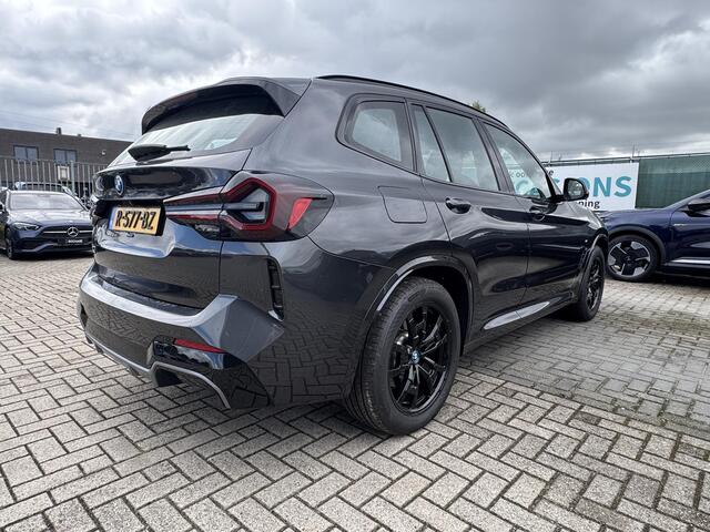 BMW X3 iX3 Executive 80 kWh | Panoramadak | SOH 100% | Leer | Camera | Apple Carplay/Androit Auto